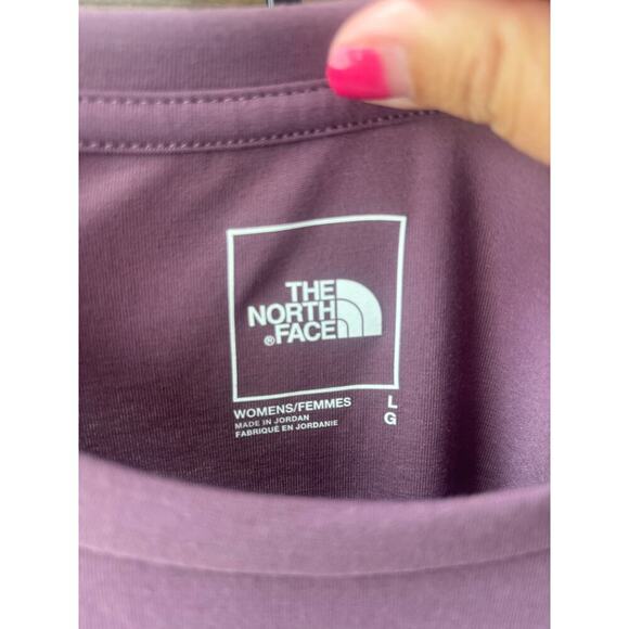 The North Face Women's Midnight Mauve Adventure Tee Size L - Picture 6 of 7